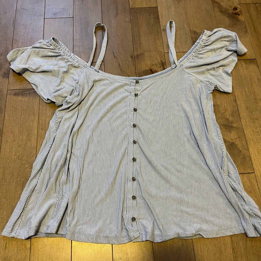 American Eagle off shoulder top